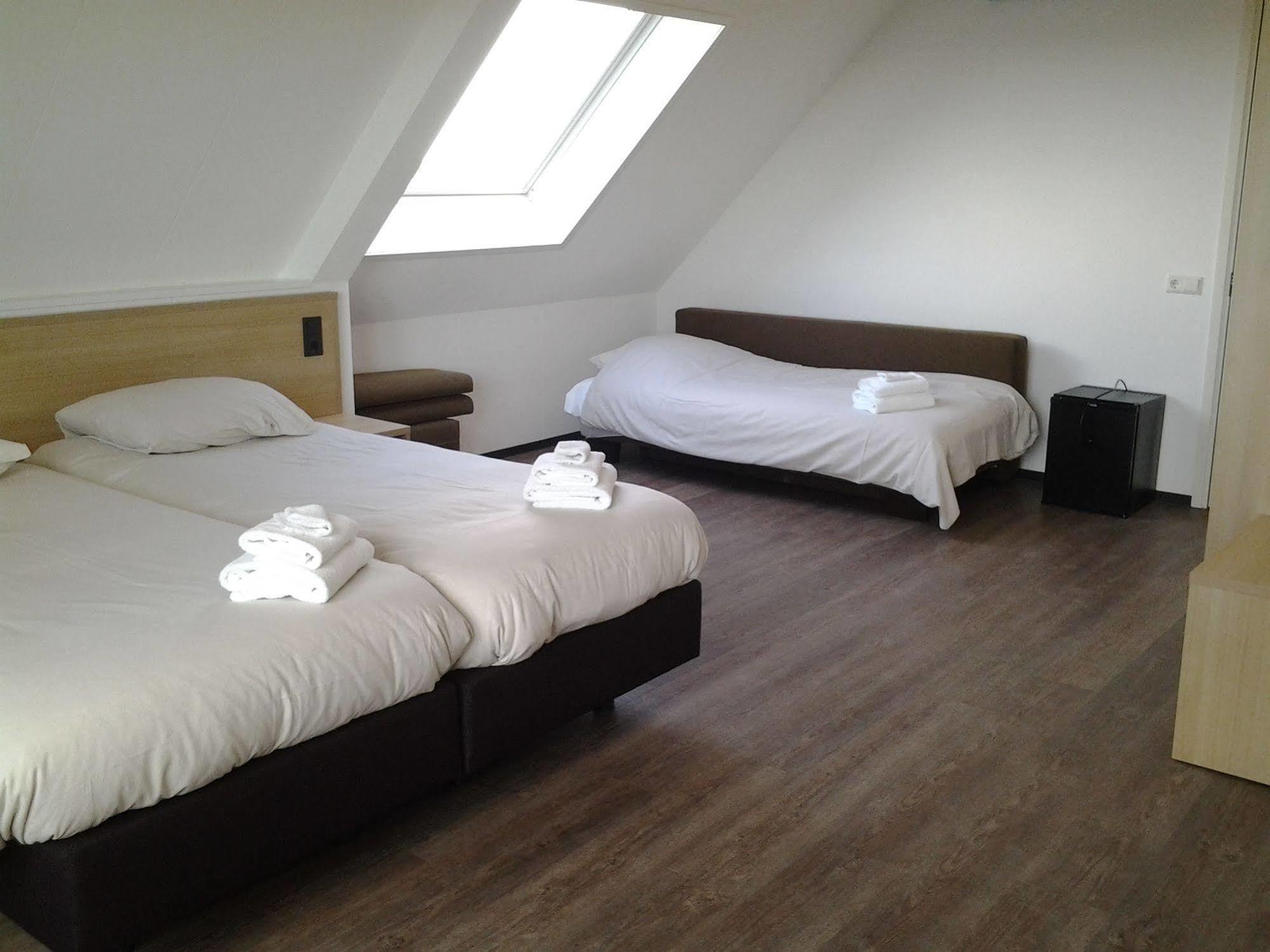 Hotel Het Zwaantje Callantsoog Eksteriør billede